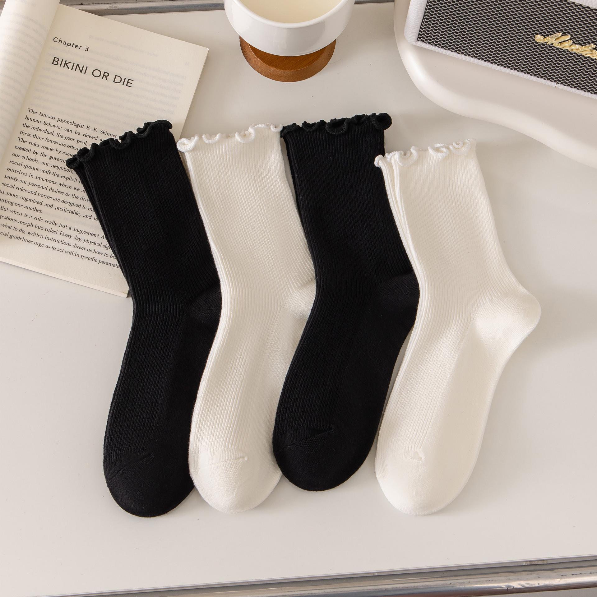 

White Lace Ruffle Edge Women s Long Socks - Autumn/Winter Trendy and Sweat-Absorbent, Perfect with Small Leather Shoes білий