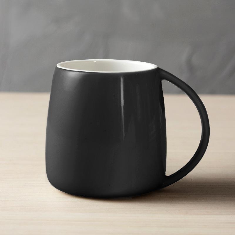 Large Capacity Simple Ceramic Water Cup Creative Mug with Handle Porcelain Drinkware Office Meeting Couple Student Mug