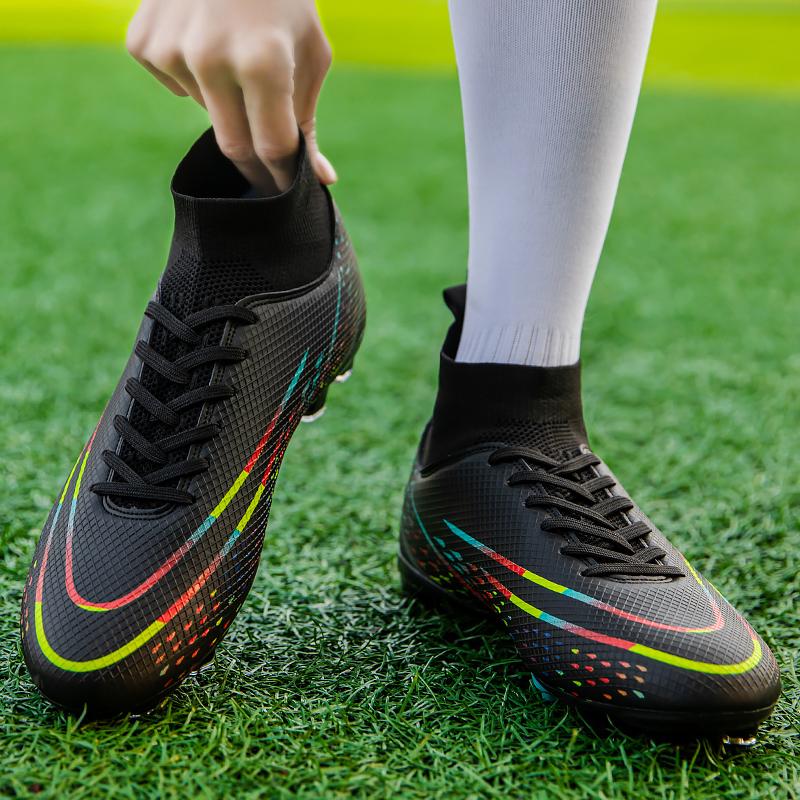 Men Professional Soccer Shoes Anti-slip Outdoor Grass Training Stud Sports Shoes Men Soft Lace-up Football Boots Men