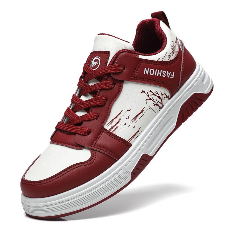 Herrenschuhe Frühling neue Leder Herren Board Schuhe lässig vielseitig bequem rutschfest Studenten Freizeitschuhe Trend kleine rote Schuhe