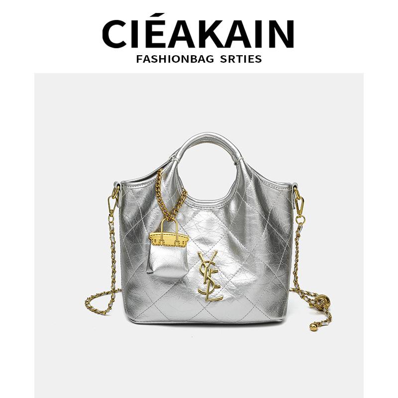 

Handbag women s new black soft leather big-name diamond liner vegetable basket chain single shoulder messenger bag срібний