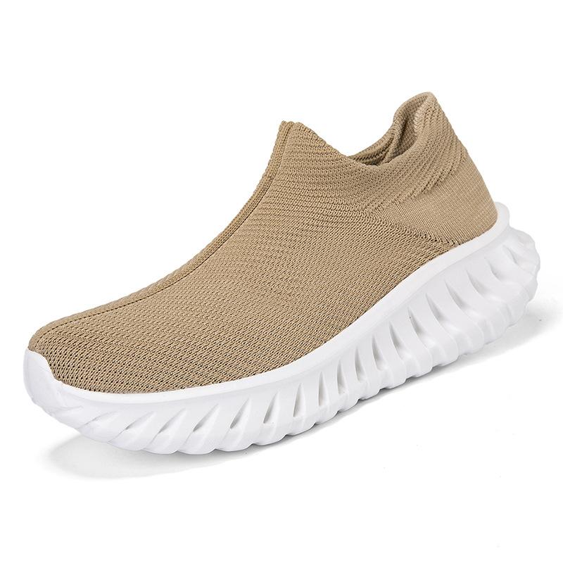 

Large size 46 new one-pedal socks, walking shoes, light men s and women s outdoor trend, lazy flying knitting casual shoes 46