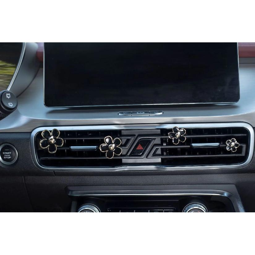 4 Teile/satz Auto Outlet Vent Parfüm Clips Auto Lufterfrischer Klimaanlage Aromatherapie Kleine Daisy Innen Dekoration Zubehör