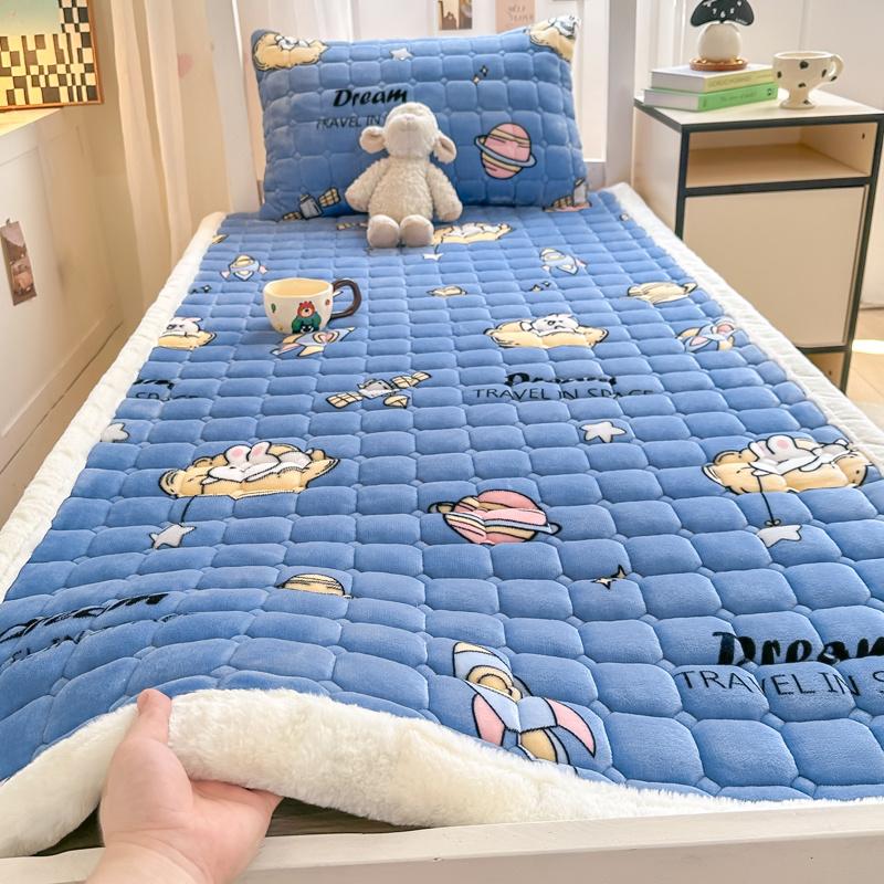 Coral milk fleece thickened flannel mattress cover blanket mattress quilt bedding mattress