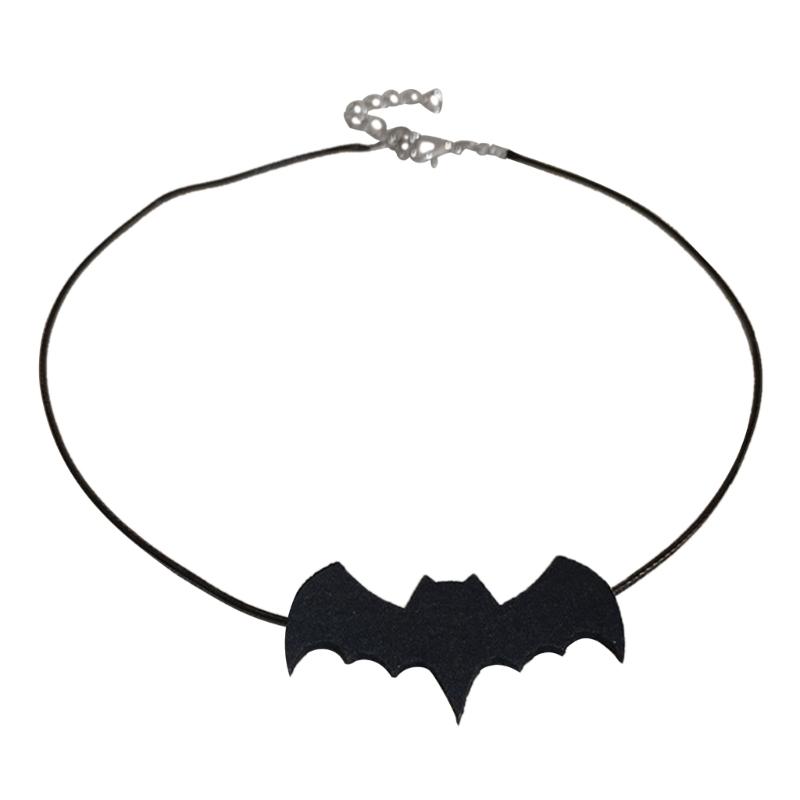 Halloween Bat Necklace Unique Braided Rope Necklace Eye catching Bat Hat Spiders Clavicle Chain for Halloween Jewelry
