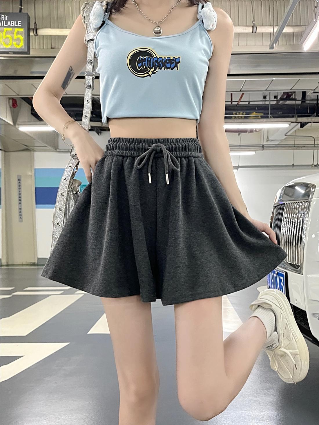 

Летняя спортивная плиссированная А-силуэтная юбка-шорты в балетном стиле для миниатюрных женщин, стройнящая и защищающая от просвечивания 4XL (161-180 lbs)