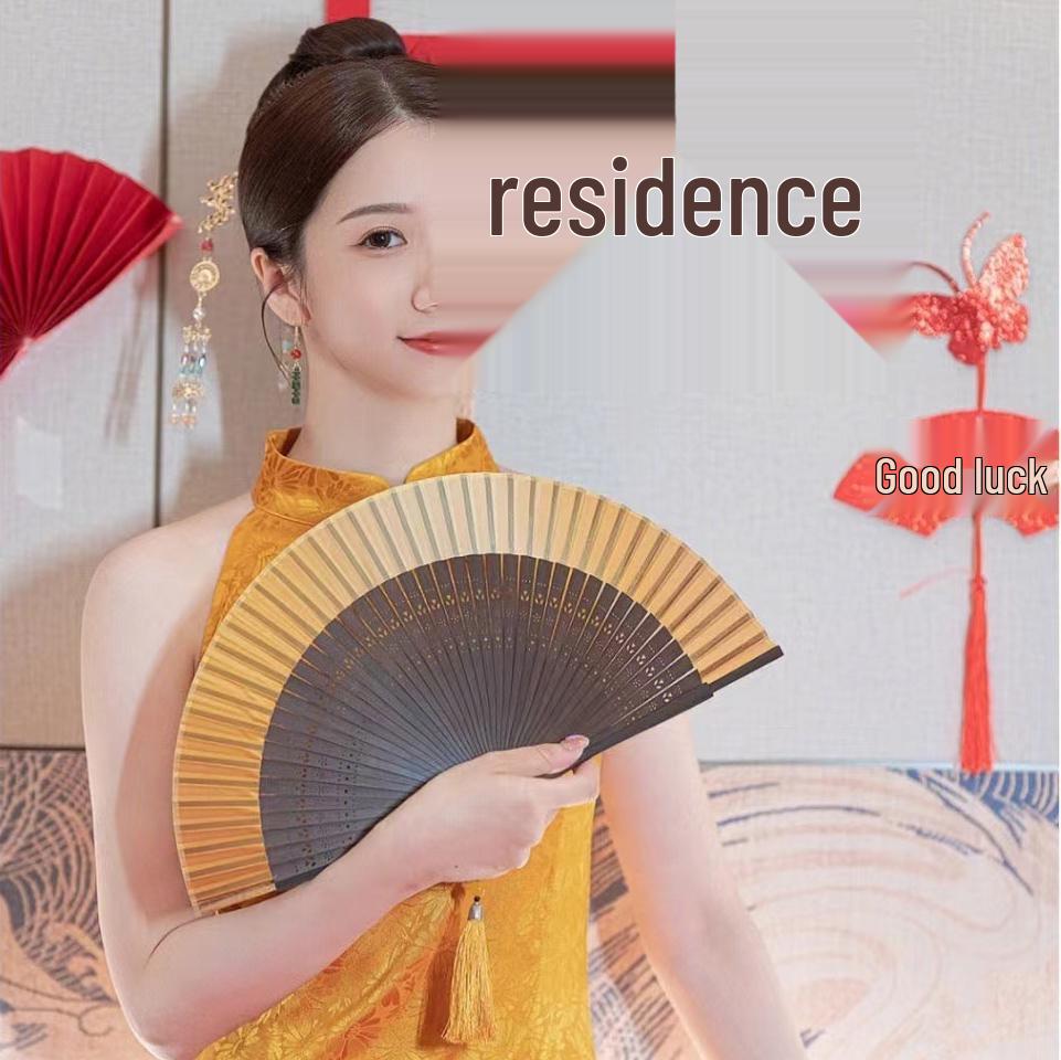 New Year Wedding Photo Props: License & Banner Posing Game