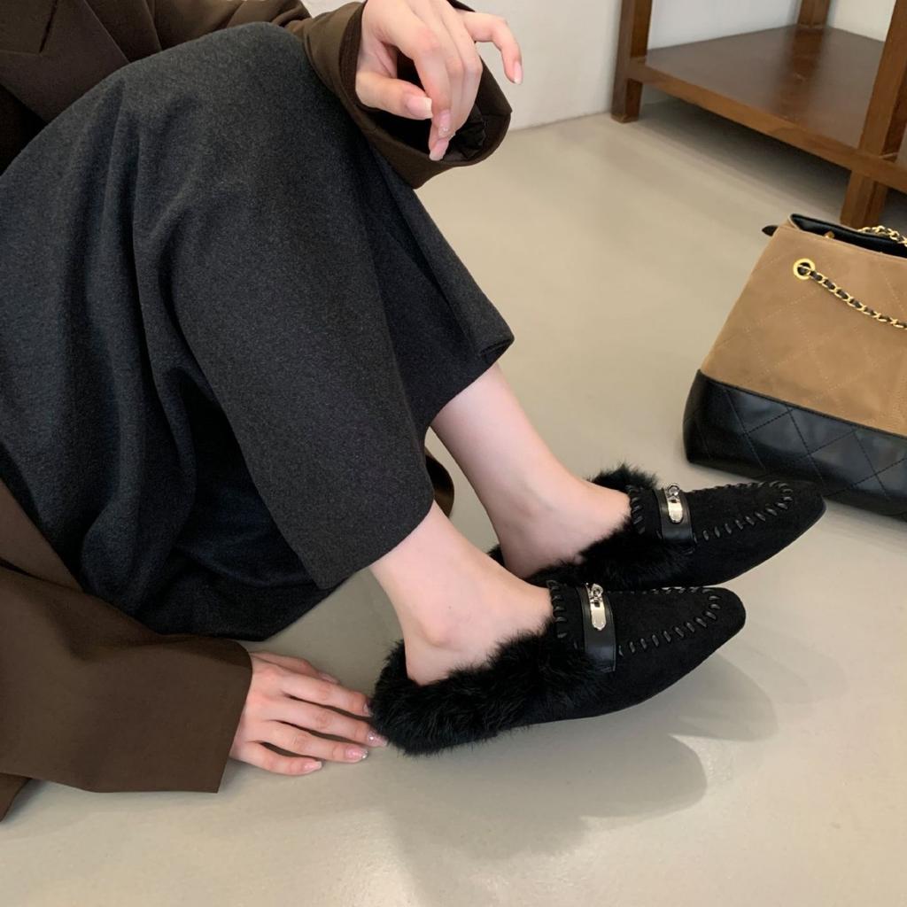 2025 Autumn and Winter New Square Head Rabbit Hair Metal Buckle Hair Low Heel Flat Bottom Doudou Half Drag Women's Shoes