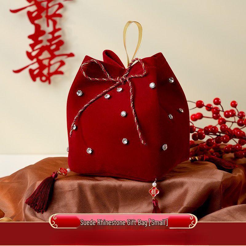 Bridesmaid Handbag Gift: Wedding Favor Red Envelope Candy Box