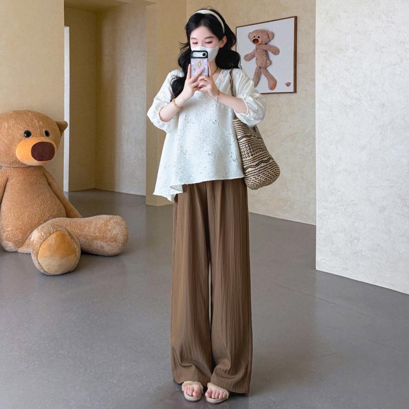Chic Crochet V-Neck Top & High-Waisted Loose Pants Maternity Set M