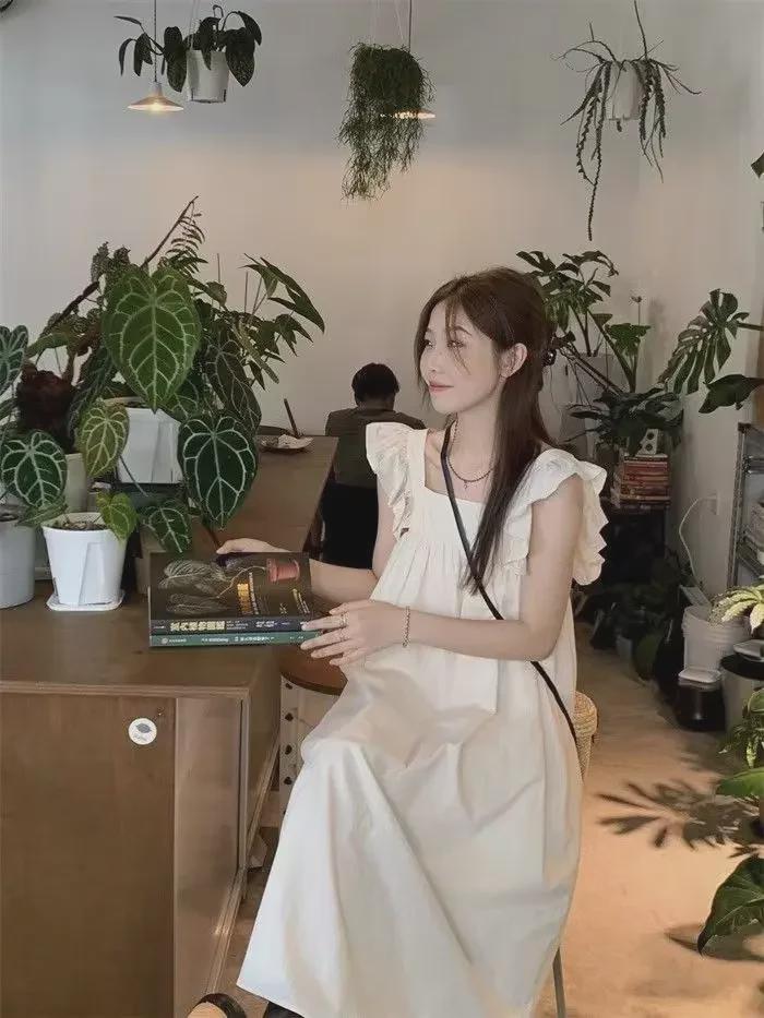 Summer 2023 Maternity Dress with Back Bow Tie