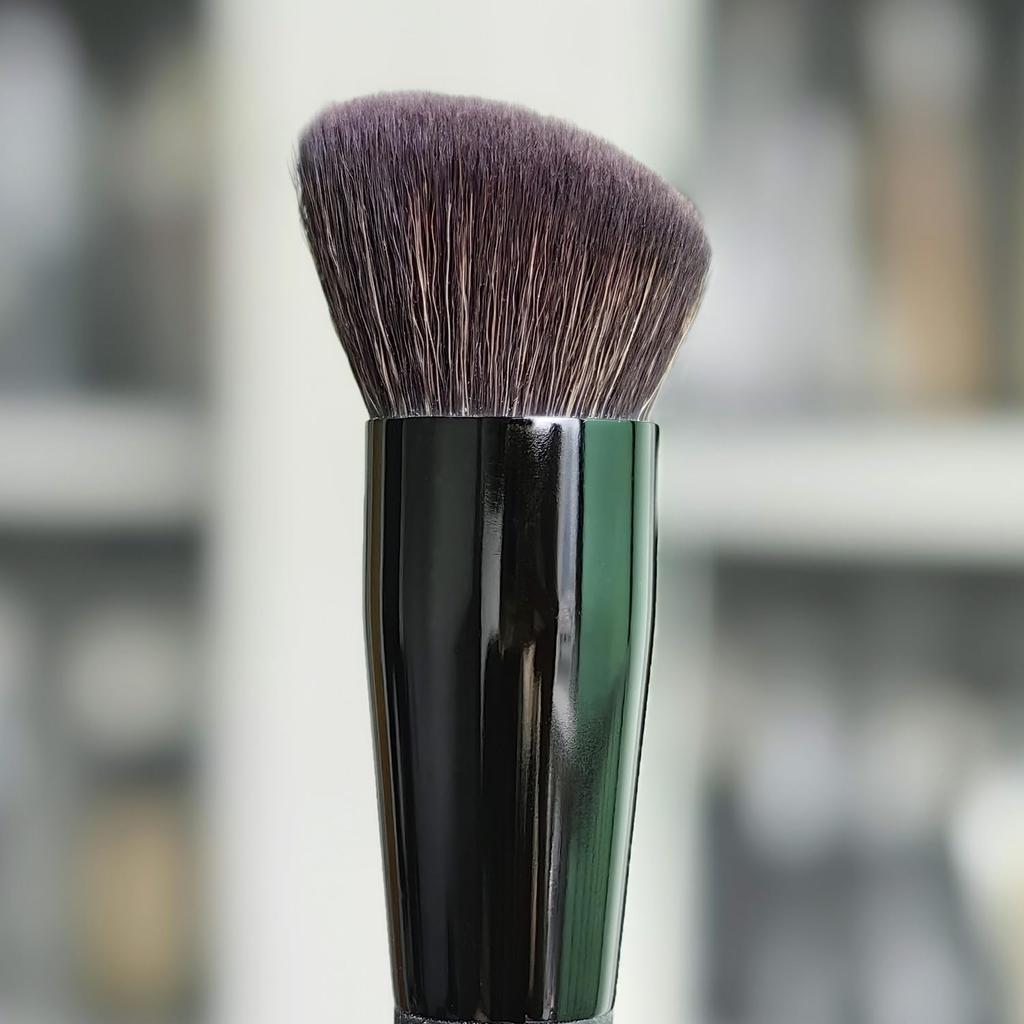 Vela.Yue Foundation Brush Makeup Brush Kulatý kupolovitý štětec střižený diagonálně