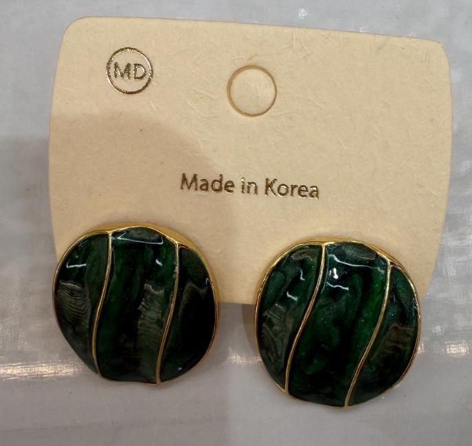 Pearlescent Oil Droplets White Earrings Green Earrings Women's Fashionable Temperament Versatile Earrings High-end Feel