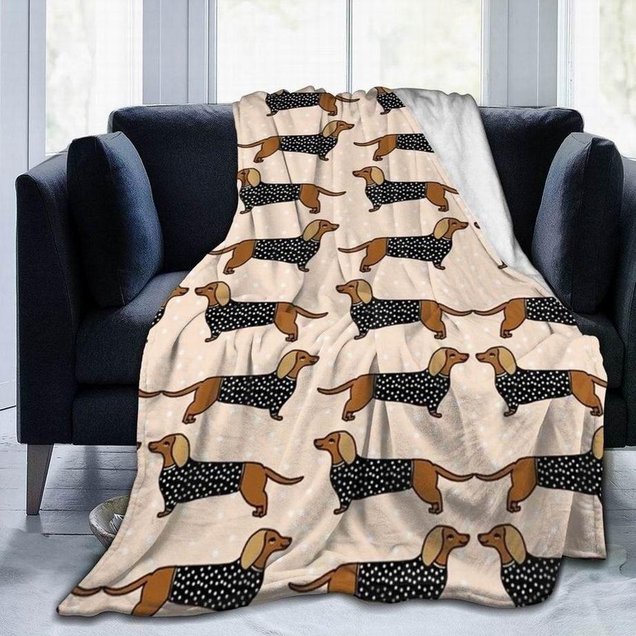 Dachshund Cartoon Animation Digitalprinted Polyester Bedroom Velvet Flannel Cover Blanket Fleece Soft Cover Blankets for Beds
