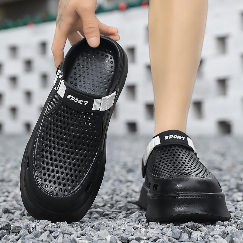 Summer Men Slippers Simple Design Sandals Breathable Garden Shoes Platform Clogs Beach Slippers Flip Flops Indoor Shoes Slides
