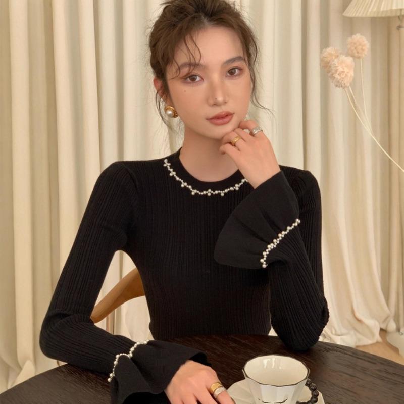 Beautiful beaded premium bottoming shirt women's autumn and winter flared sleeve knitted sweater with slim-fit sweater top