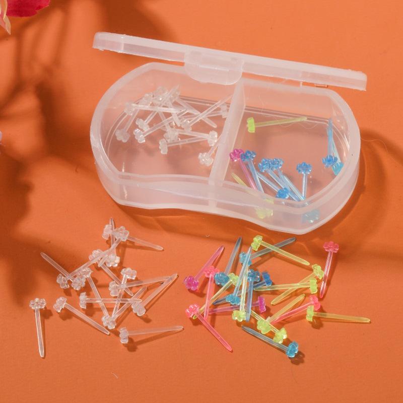 Transparent Ear Piercing Studs with Backs, 2-Compartment Box for Healing Women’s Earrings, Plastic Sticks