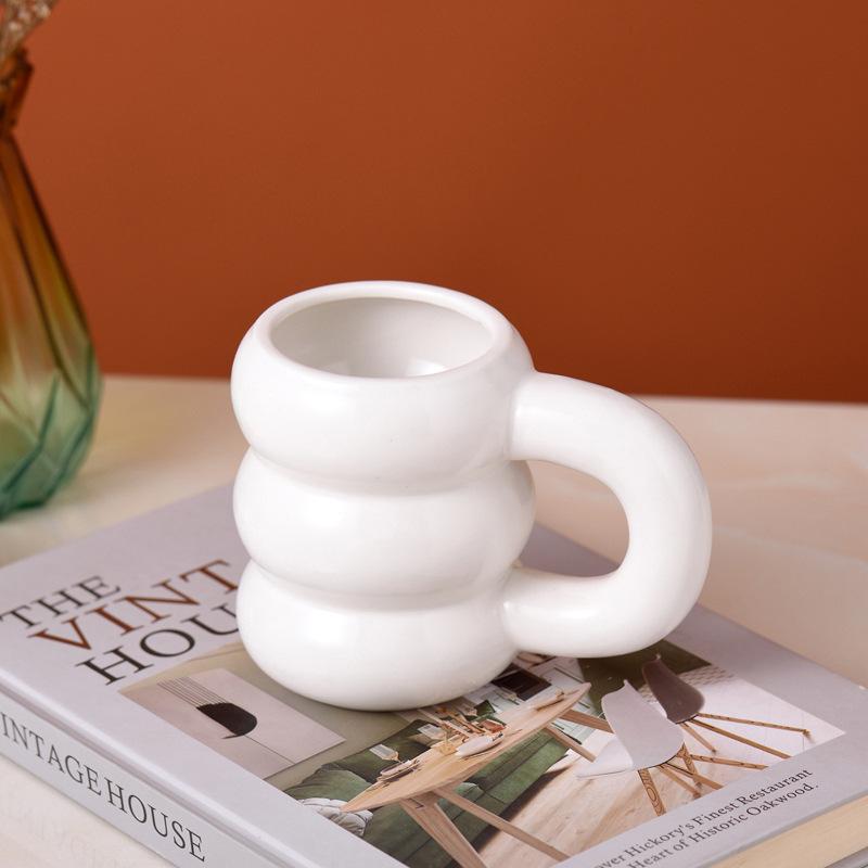 Creative hand handle ceramic mug large capacity large ear cup enterprise business latte coffee cup bone china