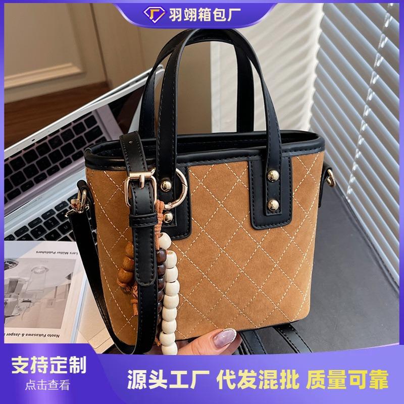 Retro Handbag Bag Women's New High-end Diamond Fashion Shoulder Bag Commuter Messenger Bucket Bag
