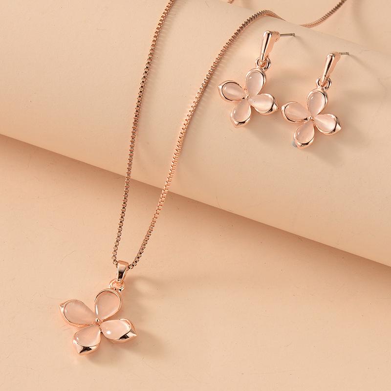 

Комплект ожерелья на ключицу и серег с жемчугом и подсолнухом для женщин