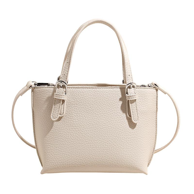 

Spring New Arrival Retro Fashion Handmade Bucket Bag Women s Versatile Chic Single Shoulder Commuter Crossbody Bag білий