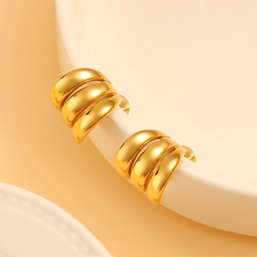 Korean Style Stainless Steel C-Shaped Earrings: Simple, High-End Wide Surface Studs for Women