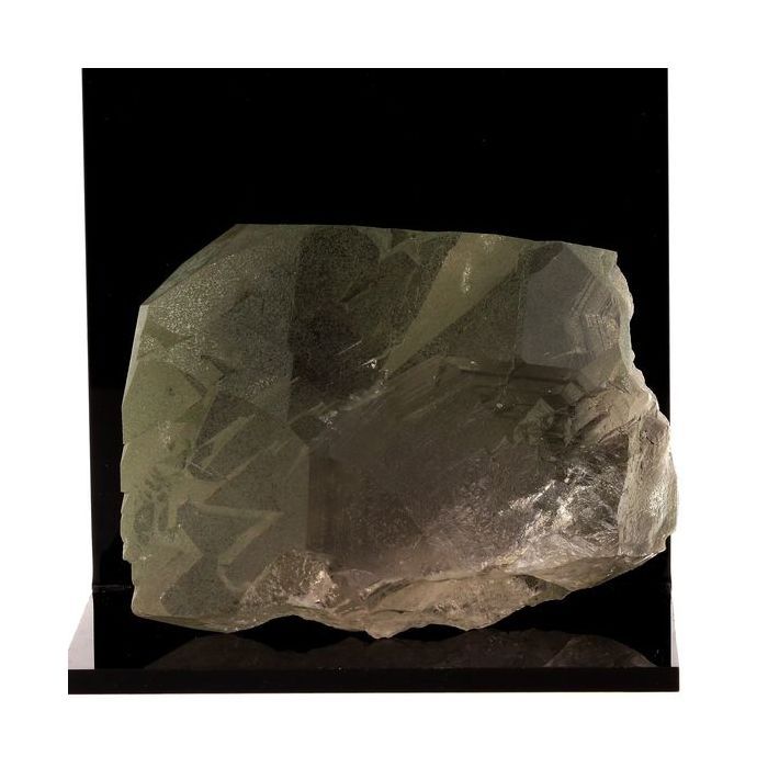 Pierres et Minéraux. Quartz peigne fumé. 1455.0 ct. Massif du Mont-Blanc, France.