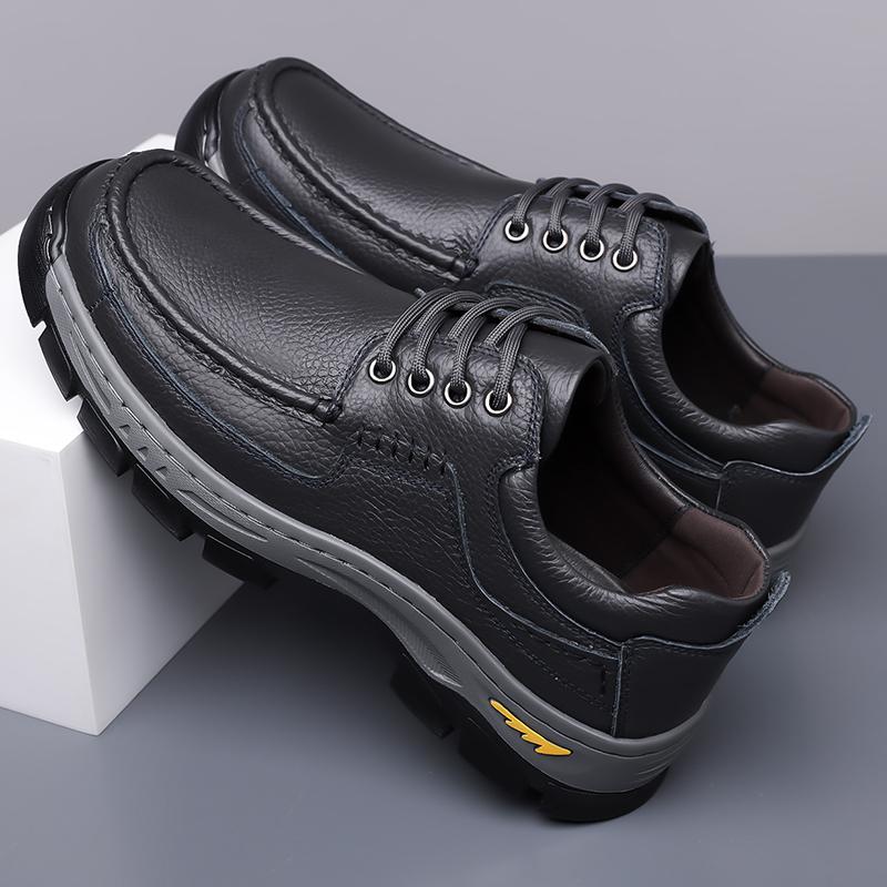 Vintage Style Genuine Leather Oxford Shoes for Men Fashion Designer Soft-soled Casual Shoes Non-Slip Business Driving Sneakers