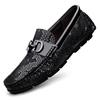 Fashion Men Luxury Comfortable Casual Slip On Non-slip Fashion Metal Buckle Decoration Bean Shoes Snake Skin Pattern Design Loafer Shoes