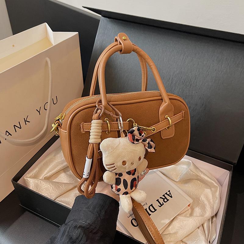 

2024 новая модная простая повседневная подвеска темпераментная сумка через плечо однотонная сумка из искусственной кожи свежая сумка-мессенджер no pendant коричневый