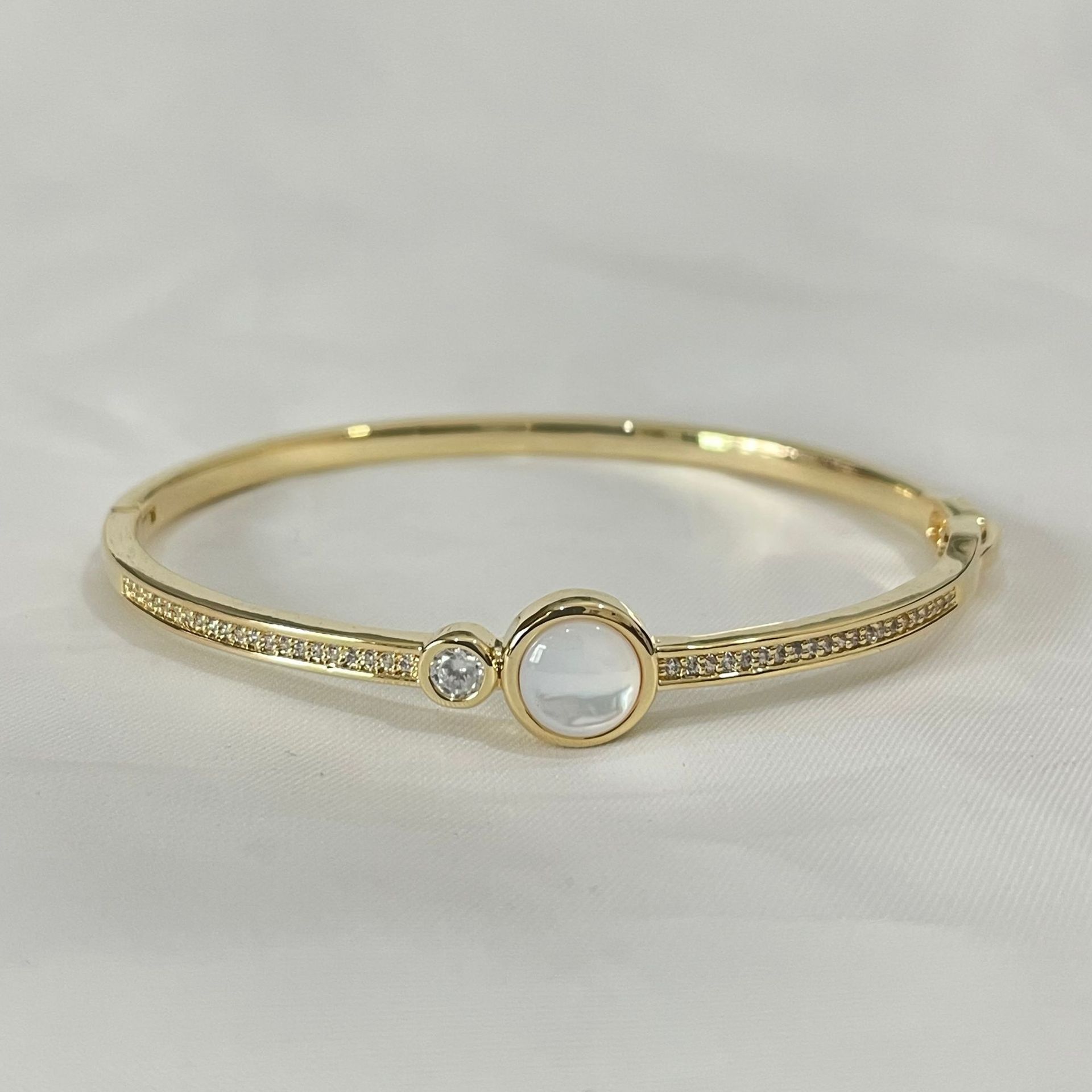 Women s Daily Wear Zircon White Mother-of-pearl Inlaid Trendy Square Buckle Bracelet High-end Bracelet One Size(16-22CM)