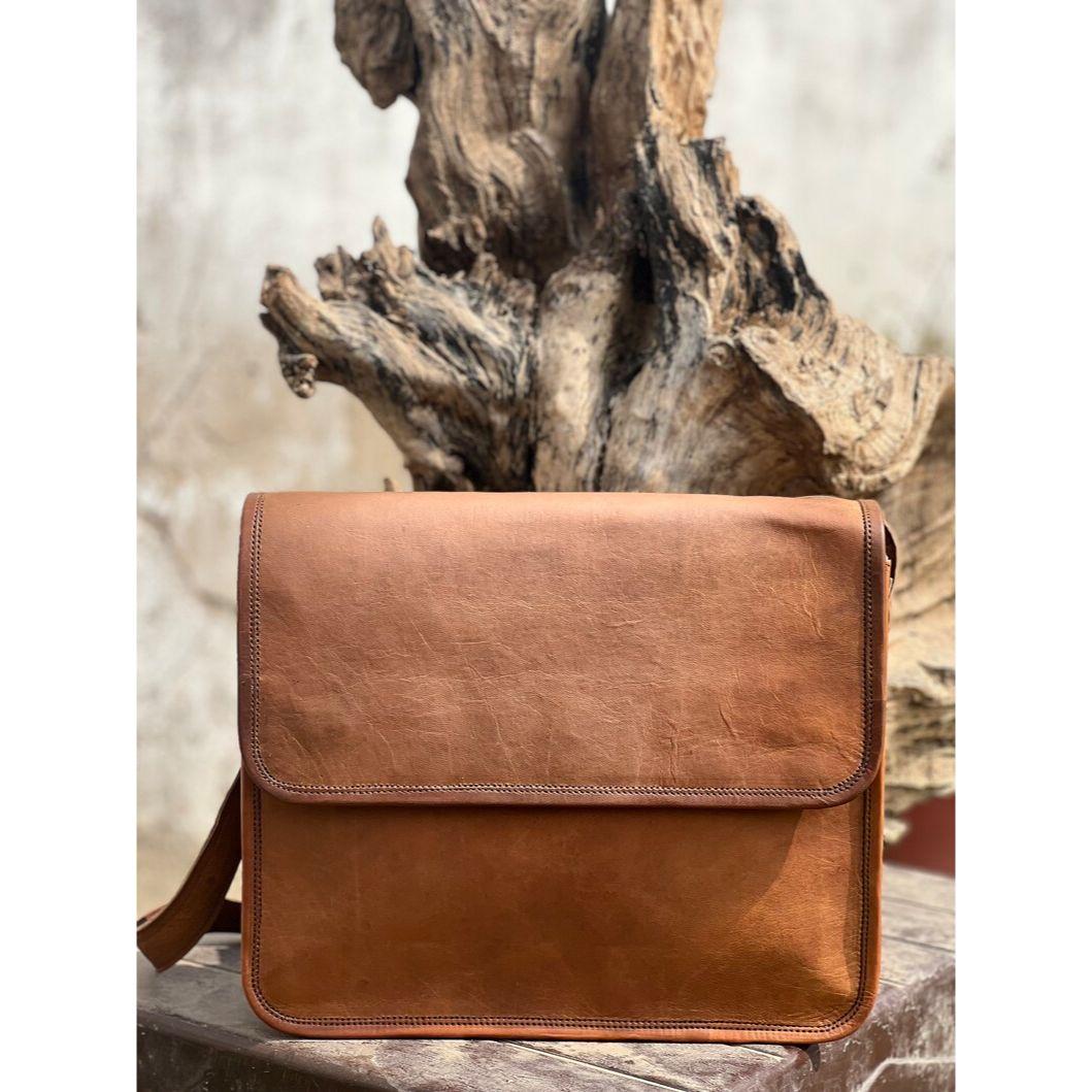 

Кожаная сумка-мессенджер для мужчин и женщин, кожаная сумка через плечо, сумка-портфель для ноутбука, винтажная сумка через плечо 9 x 11 x 3 in коричневый
