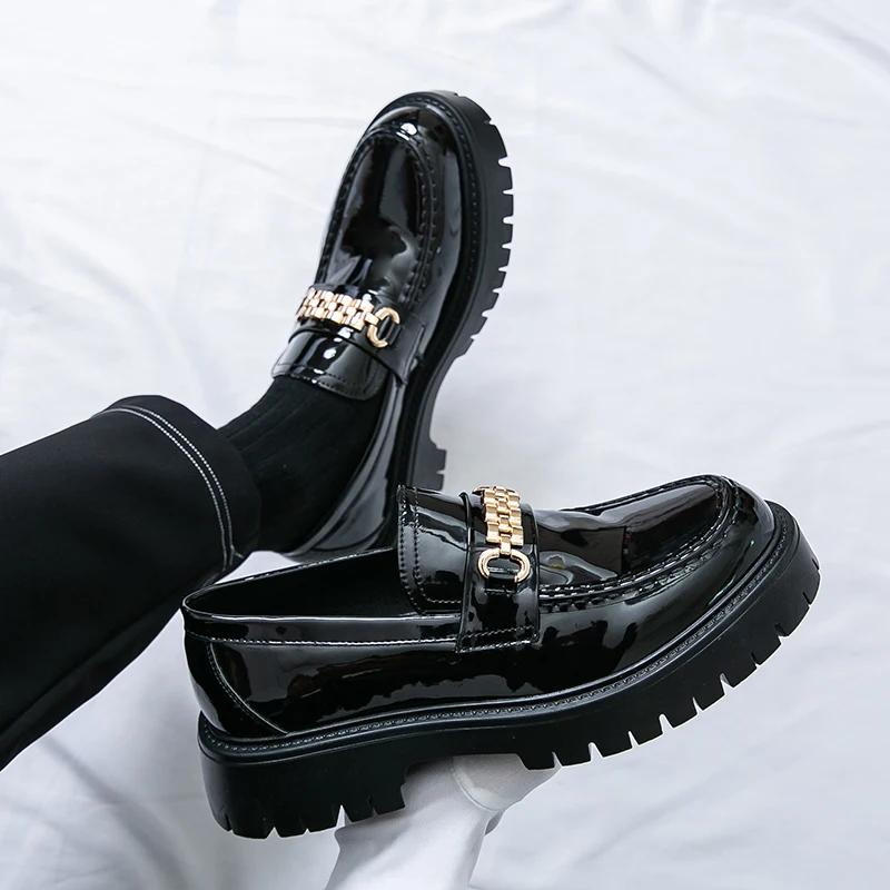 Men Shoes Loafers Fashion Casual Thick Sole Chain Decor Slip On Shoes