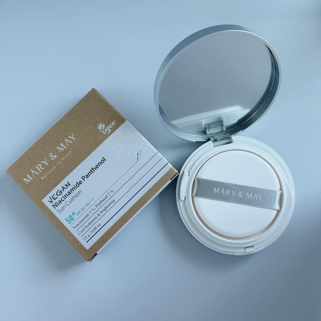 MARY & MAY - VEGANES SONNENKISSEN MIT NIACINAMID UND PANTHENOL 25g