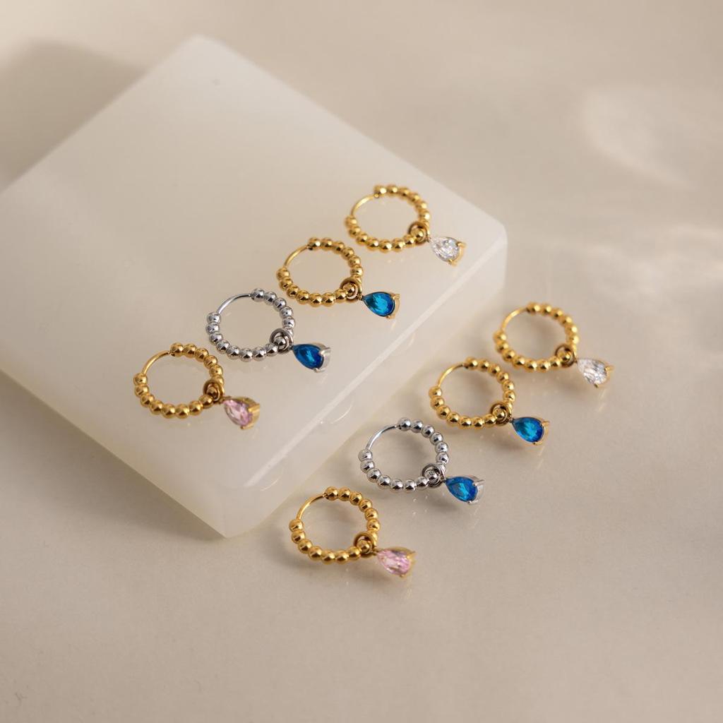 Wanxing 18K Gold Water Drop Zirconia Earrings - Elegant, Versatile Light Luxury Style.