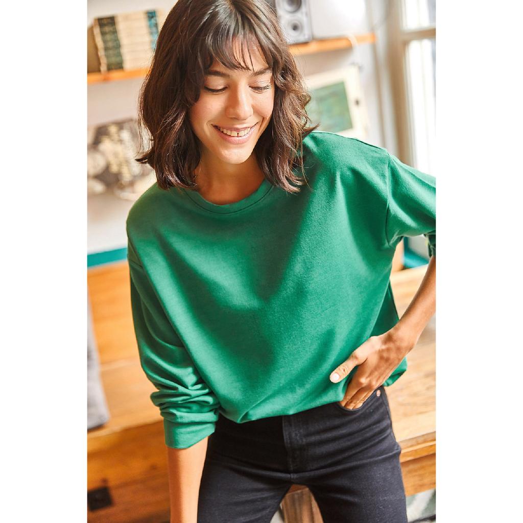 Women's White Black Striped Basic Soft Textured Loose Sweatshirt Swt-19000457