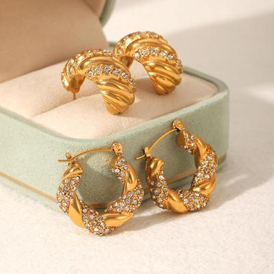 Luksusowe Plecione Kolczyki Koła z Diamentami: Złoto 18k i Stal Tytanowa