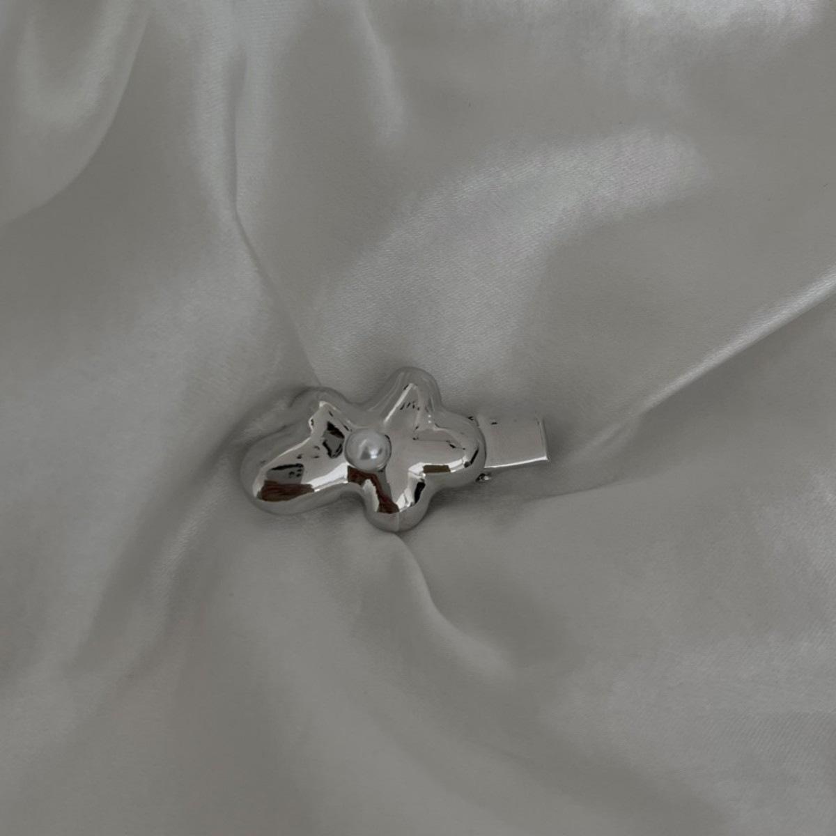 

Sweet Cool Bow Metal Small Hairpin Side Ear Clip Forehead Traceless Bangs Broken Hair Clip Hairpin Hair Accessories