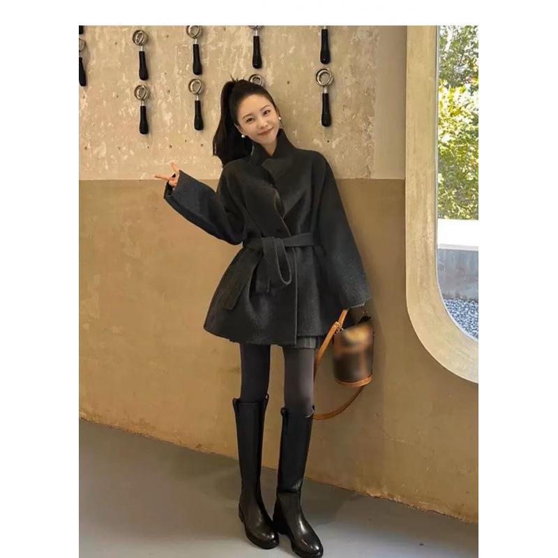 

Petite Women s Short Double-Sided Wool Coat with Stand-Up Collar - High-End Autumn/Winter 2026 Collection M