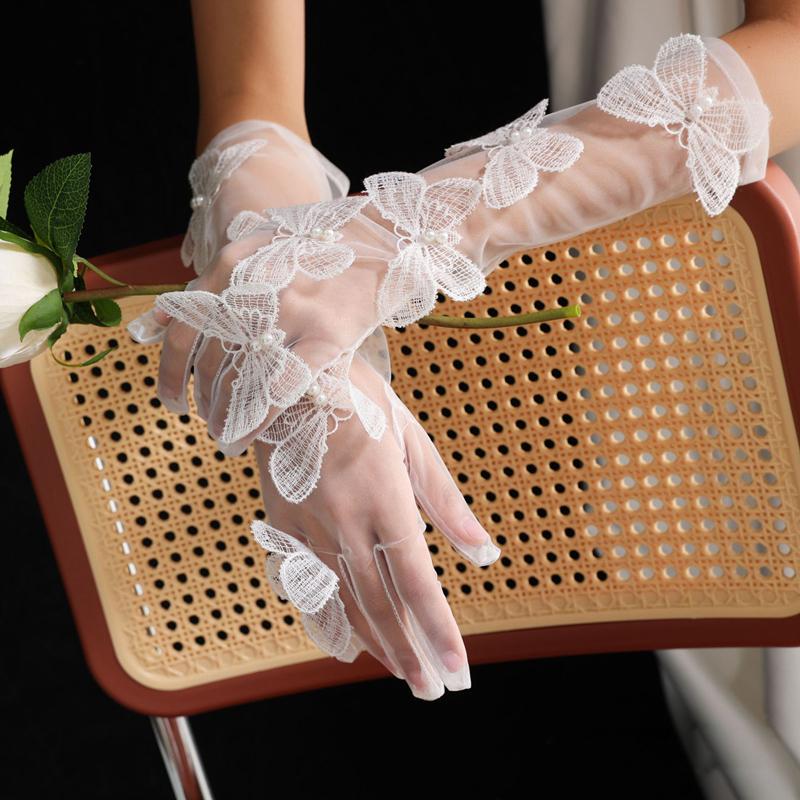 Gants Longs en Dentelle Papillon en Maille Blanche Accessoires Robe de Mariée Mariée Élégants Fins Transparents Décoration de Fête Gants Coudes
