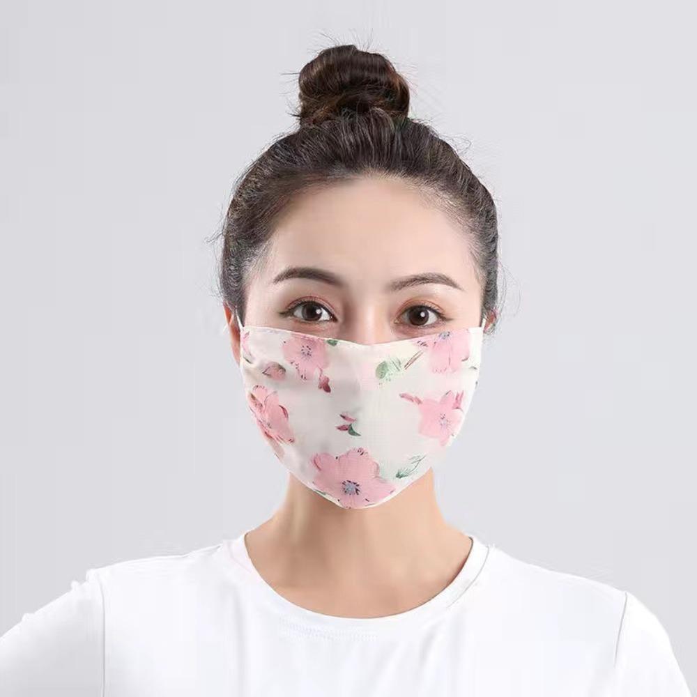 Breathable Scarves Mask Hanging Ear Face Cover Scarf Hot Sale Cycling Scarf Sexy