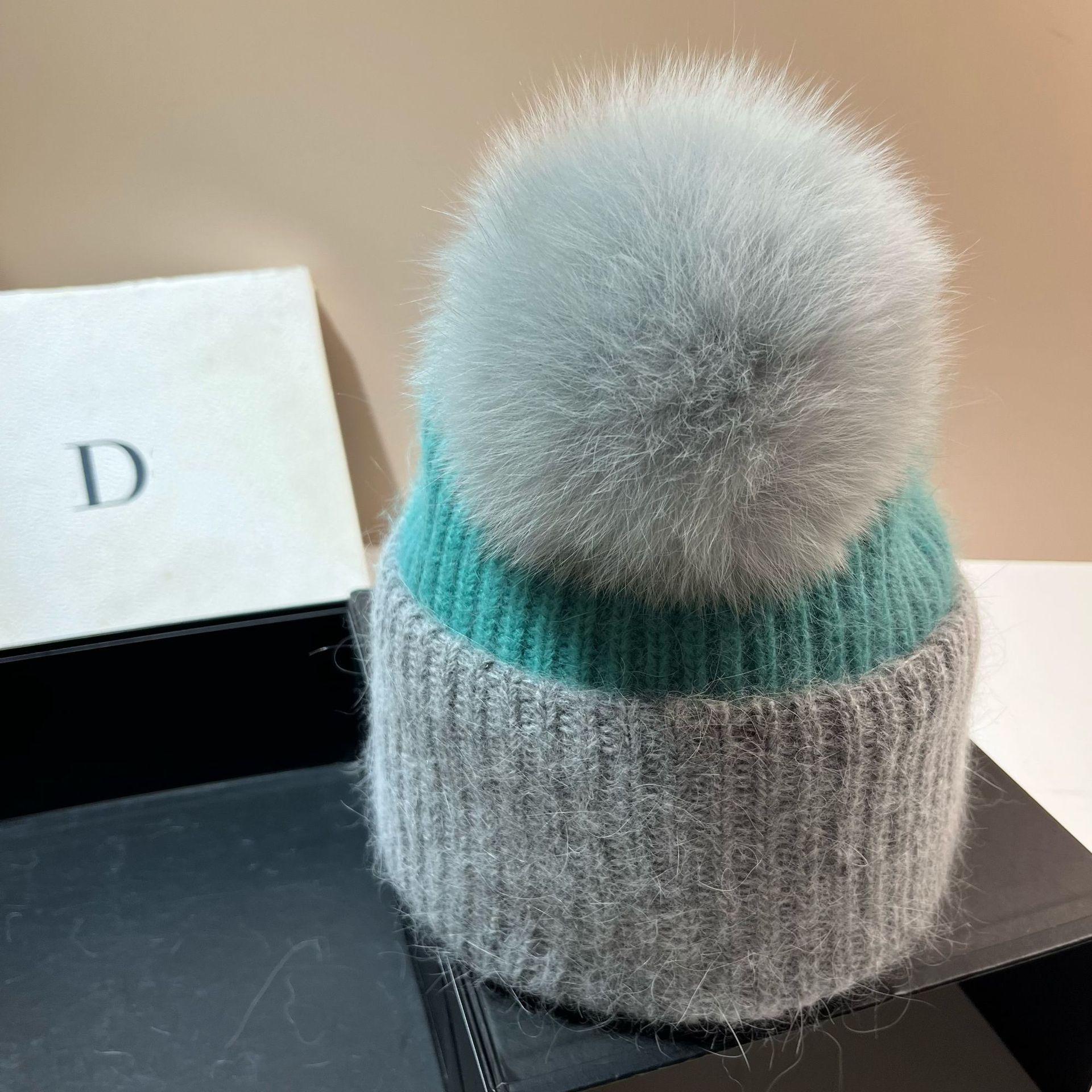 

Flowers And Youth Icelandic Fox Hairball Knitted Hat Nordic Cold Winter Warm Thickened Double Rabbit Hair Ear Protector one size fits all зелений