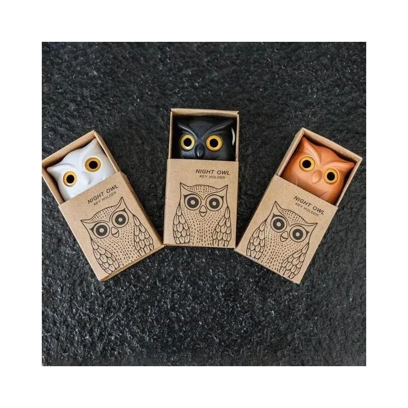 1 Piece Owl Magnetic Key Hook Refrigerator Sticker No Punching Entrance Hall Sticky Hook Door Wall Mounted Key Ring Behind The Door