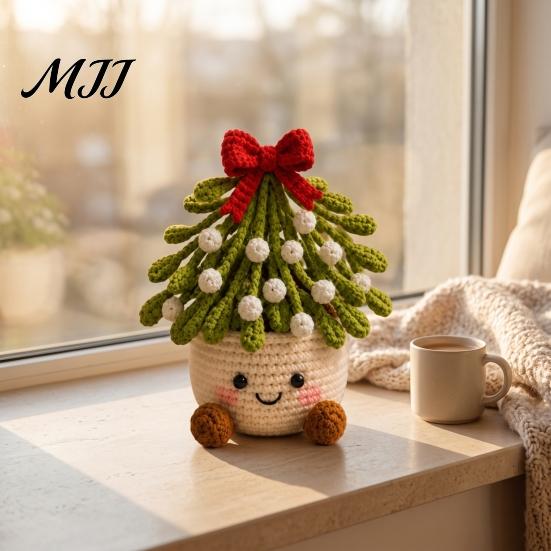 Festive Home Tabletop Decor Simulated Crochet Christmas Potted Decor, Knitted Mini Artificial Tree Flower Decorative Yarn Craft for Ornament,