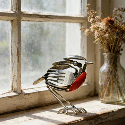Escultura de Pájaro con Cubiertos Reciclados Figura de Pájaro Petirrojo de Metal Hecha a Mano Adorno de Escritorio para Decoración de Mesa Interior Exterior Regalo para Amantes de los Pájaros