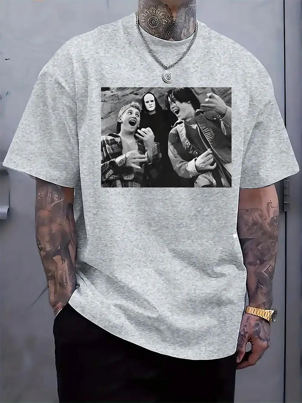 

Black and White Horror Character Print T-shirt - Casual Crew Neck S