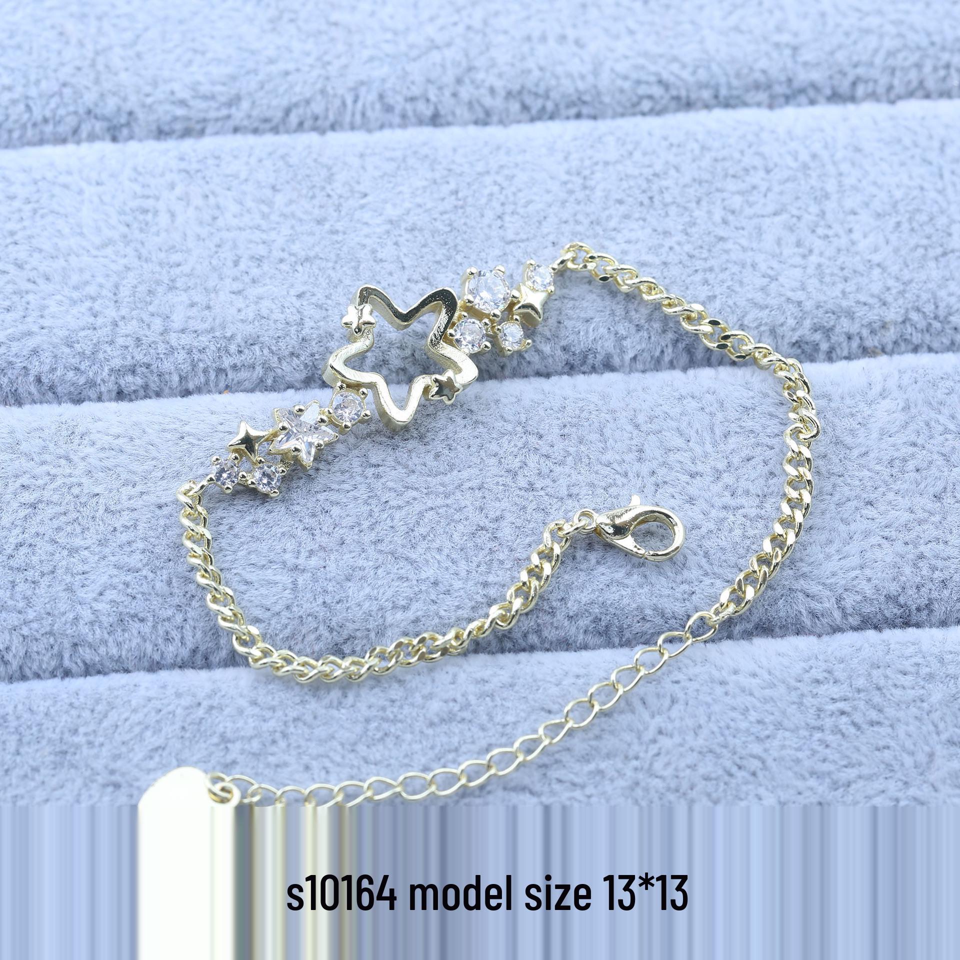 

Полностью циркониевый квадратный браслет и инкрустация бриллиантами для нейл-арта Gold Plated