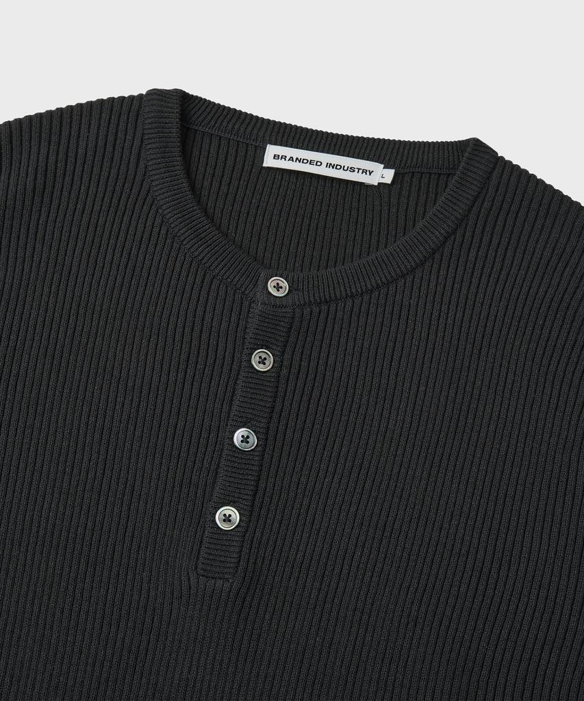 Beulaendideu Hard Twist Ribbed Henley Neck Knit [Graphite]