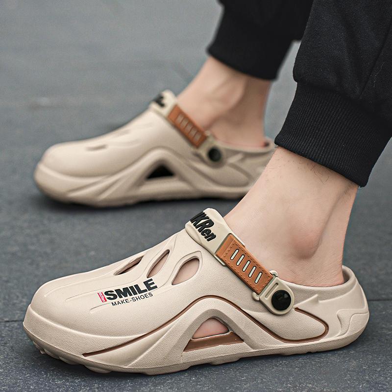 Fashion 2024 Designer Men Summer Sandals Clogs Home Platform Garden Slippers Casual Slides Soft Sole Light Beach Slipper