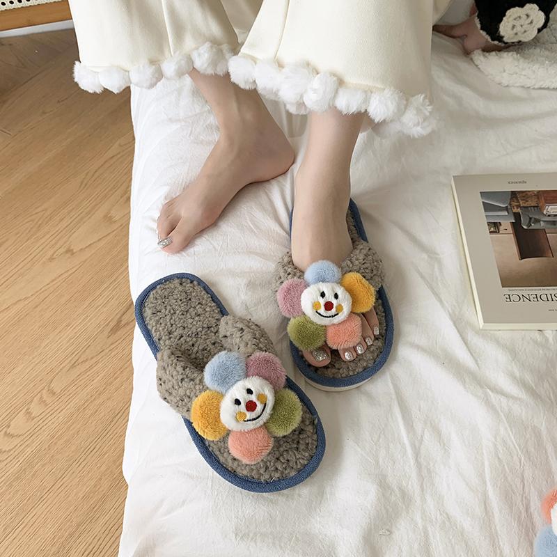 Fashion 2025 New Women's Plush Fluffy Flip Flops Slippers Cute Soft Comfortable Non Slip Indoor Home Shoes Winter Spring Autumn